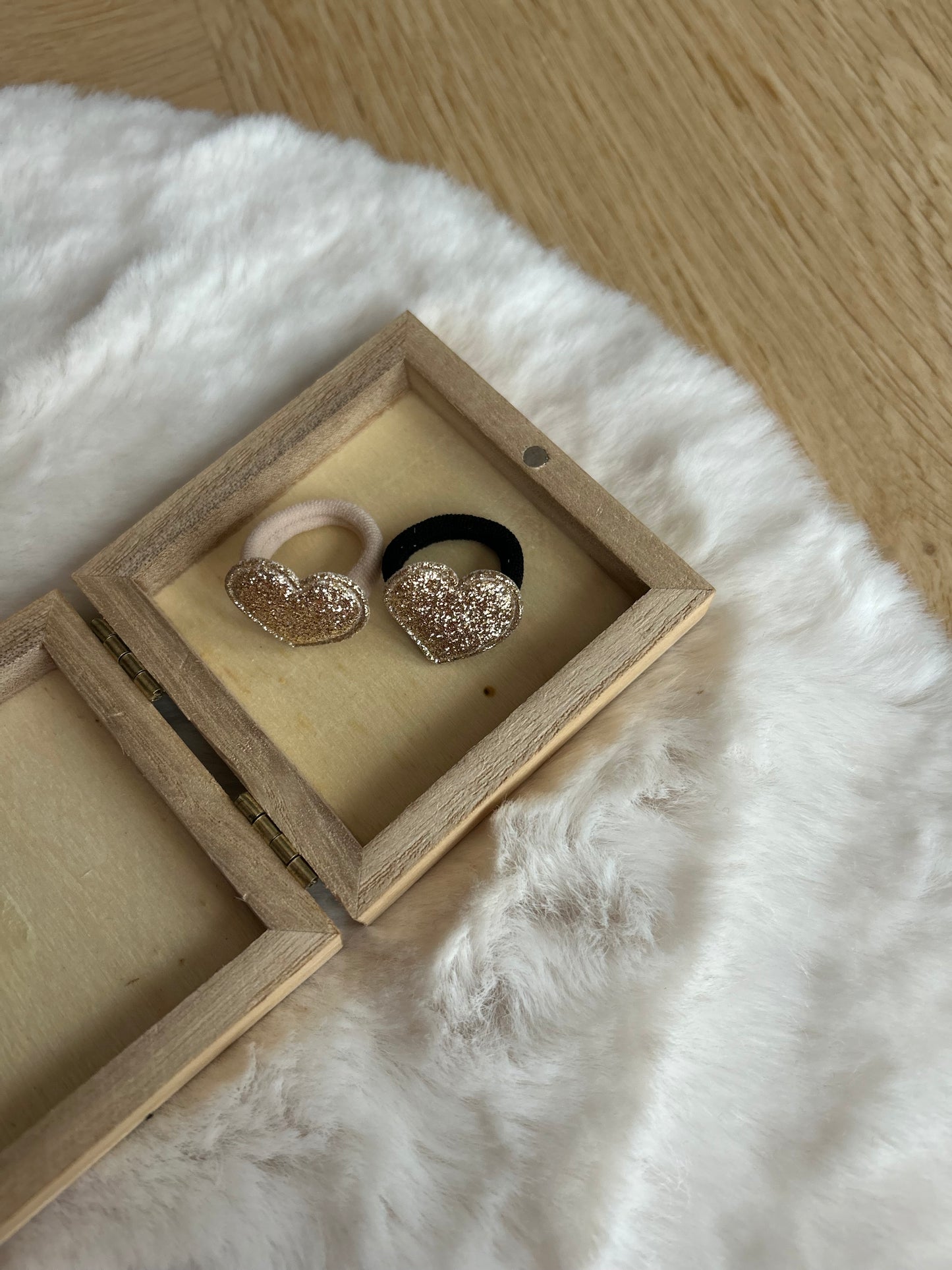 💛 Hartjes – glitter haaraccessoires (goudkleurig)